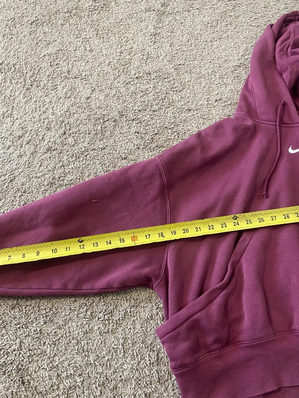 Nike Hoodie Womens Small Purple Fleece Pullover Swoosh Embroidered Cropped Fit